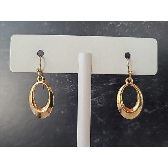 Dangling Gold Tone Metal Pierced Earrings Vintage Costume Jewelry - Picture 4 of 10